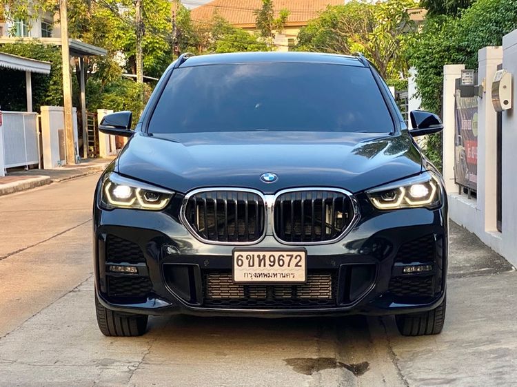 BMW X1 2022 2.0 sDrive20d M Sport Utility-car ดีเซล ไม่ติดแก๊ส เกียร์อัตโนมัติ ดำ รูปที่ 2