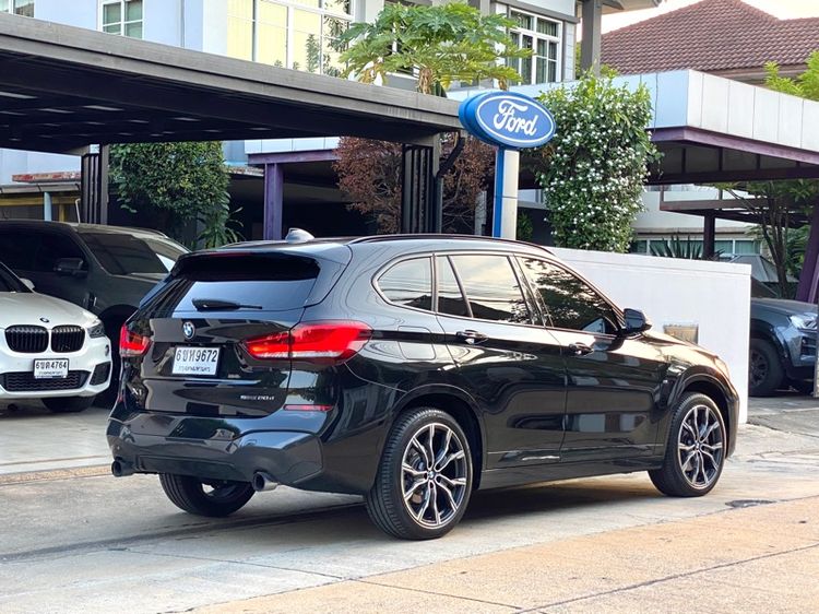 BMW X1 2022 2.0 sDrive20d M Sport Utility-car ดีเซล ไม่ติดแก๊ส เกียร์อัตโนมัติ ดำ รูปที่ 4
