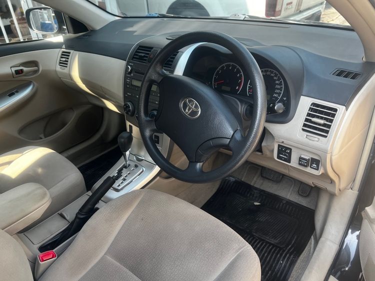 Toyota Altis 2010 1.6 E Sedan เบนซิน NGV เกียร์อัตโนมัติ ดำ รูปที่ 4