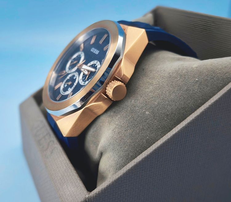 นาฬิกาข้อมือ GUESS รูปที่ 3