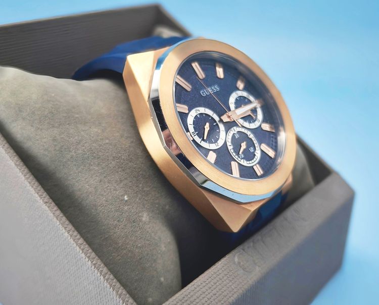 นาฬิกาข้อมือ GUESS รูปที่ 4