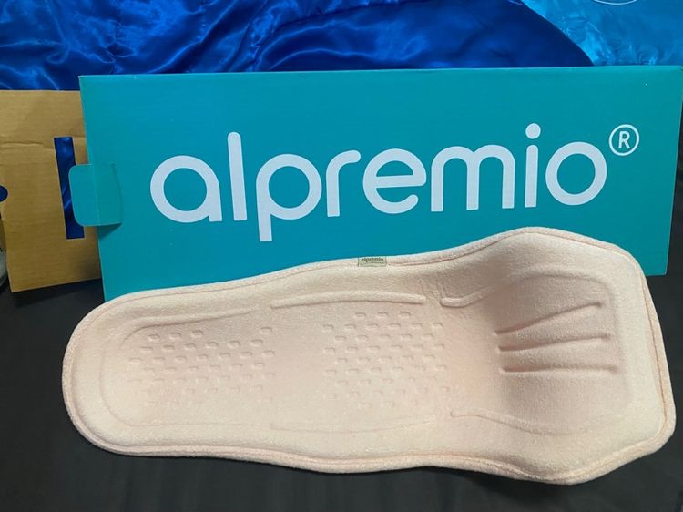 เบาะอุ้มเด็ก เบาะรองให้นมเด็ก แบรนด์ alpremio