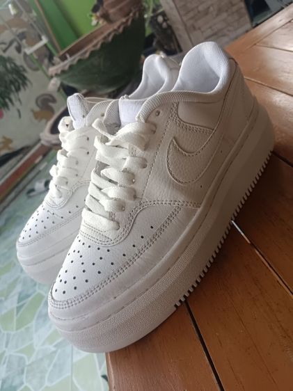 รองเท้าNike Court Vision Alta ขาวล้วน แท้ครับ ไซด์36.5  รูปที่ 9