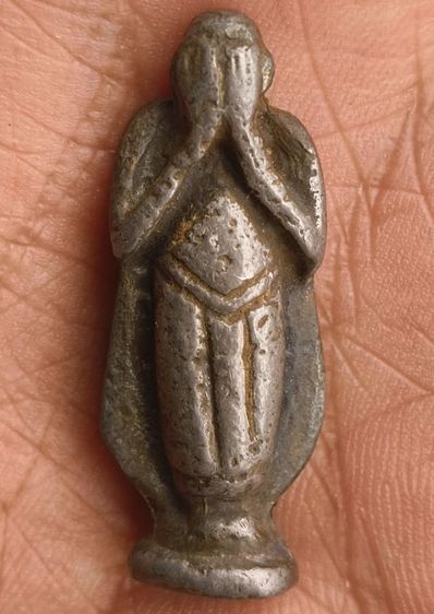 พระรูปหล่อพลวงพ่อเงินเนื้อเก่า รูปที่ 3