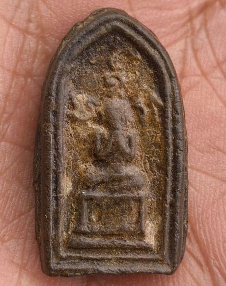 พระรูปหล่อพลวงพ่อเงินเนื้อเก่า รูปที่ 13