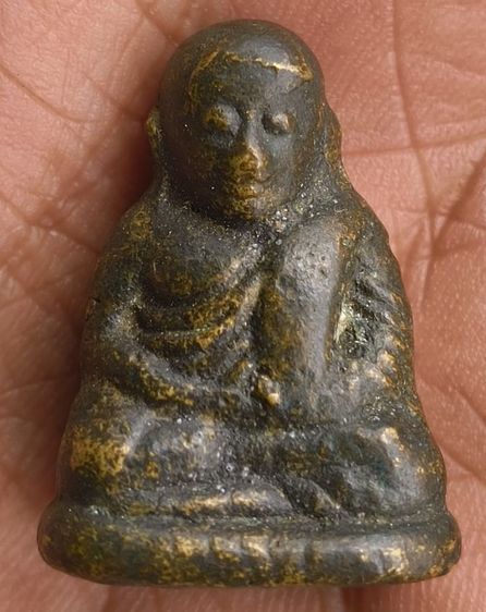 พระรูปหล่อหลวงพ่อเงินเก่า รูปที่ 3