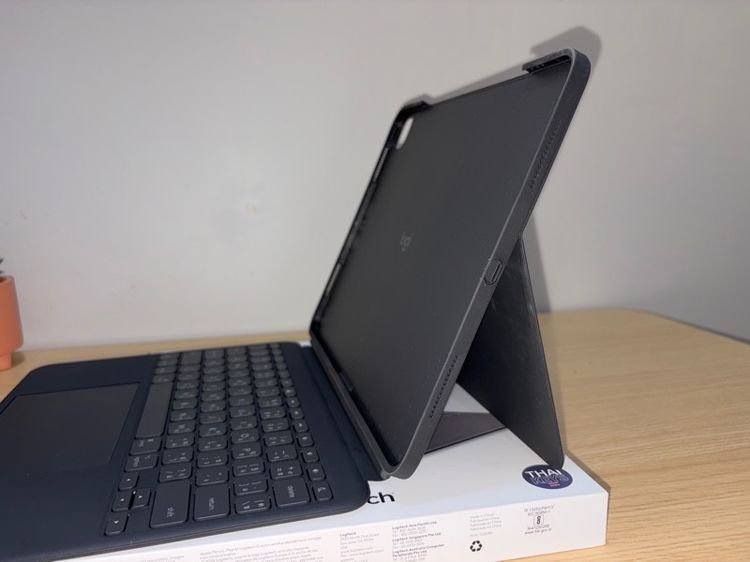 แป้นพิมพ์ Logitech combo touch iPad Pro M4 13 นิ้ว รูปที่ 6