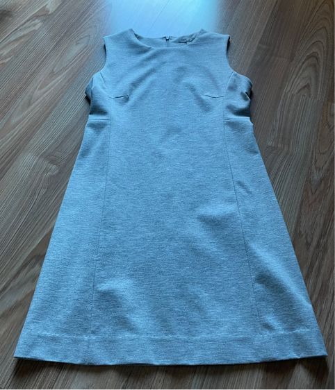 ไม่มีแขน เทา S เดรส | จั๊มสูท อื่นๆ ชุดเดรสผู้หญิง Uniqlo แท้ สภาพใหม่ไม่มีตำนิ