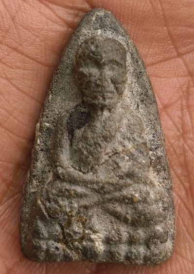 พระผงเนื้อวานหลวงปู่ทวด