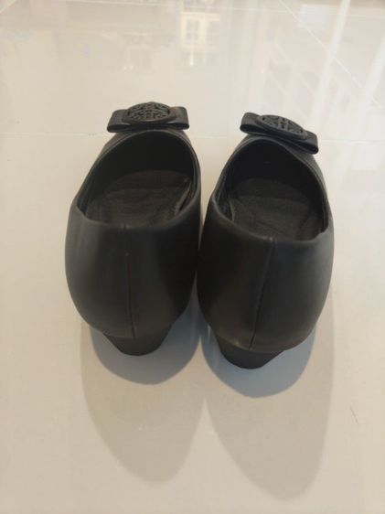 รองเท้าคัทชู รูปที่ 2