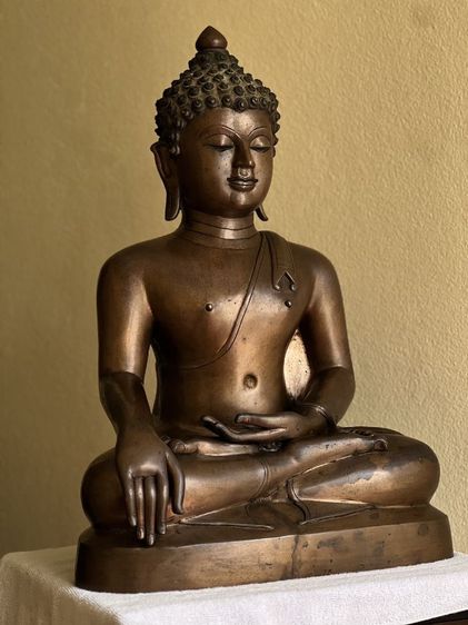 พระบูชาเชียงแสนสิงห์หนึ่ง เนื้อสัมฤทธิ์ พระเก่าถึงยุค หน้าตักกว้าง 15 นิ้ว รูปที่ 8