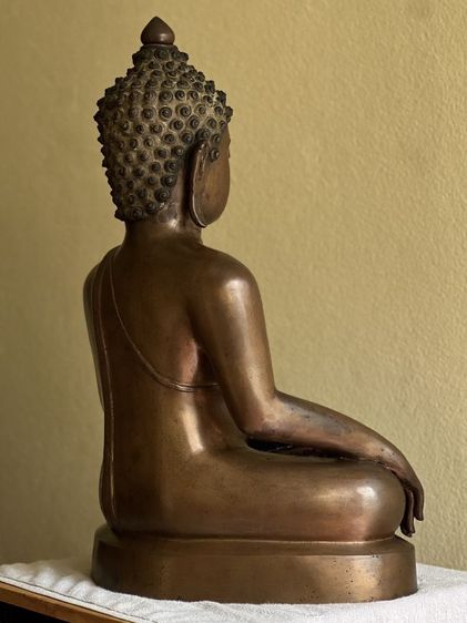 พระบูชาเชียงแสนสิงห์หนึ่ง เนื้อสัมฤทธิ์ พระเก่าถึงยุค หน้าตักกว้าง 15 นิ้ว รูปที่ 6