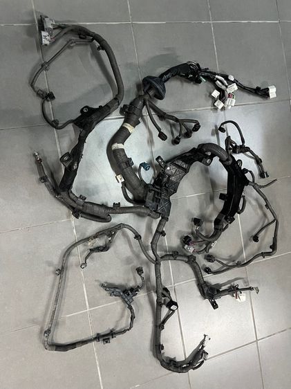 ขายชุดสายไฟห้องเครื่อง Toyota Revo 2018 รูปที่ 4