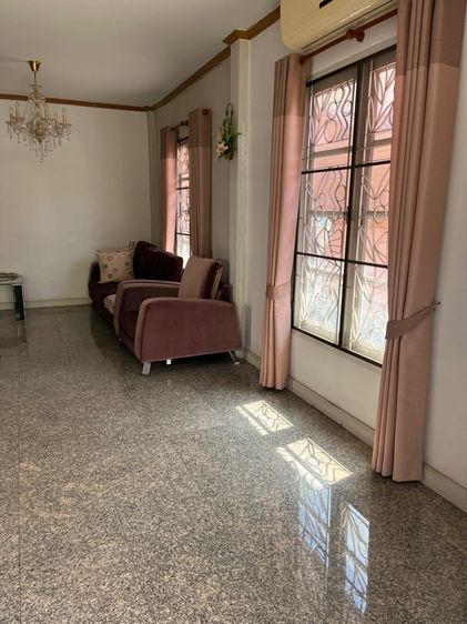 มีบางส่วน ใช่ บ้านเดี่ยว2ชั้น รูปที่ 3