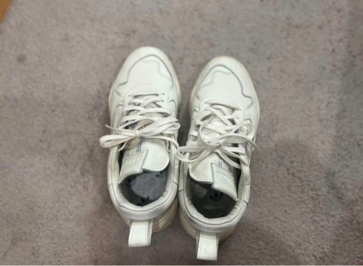 รองเท้า adidas size 42 รูปที่ 3