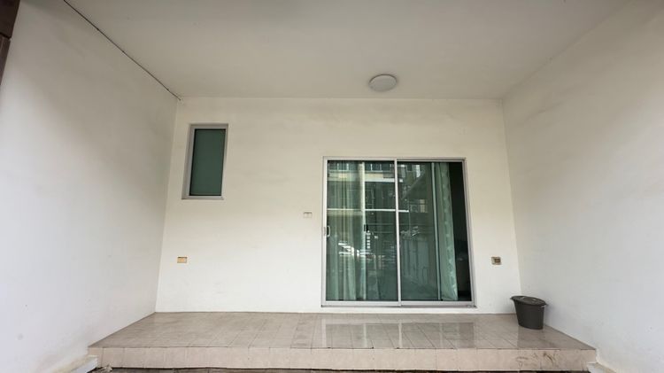 มีบางส่วน 2015 ทาวน์เฮาส์ ทาวน์พลัสประชาอุทิศ รูปที่ 2