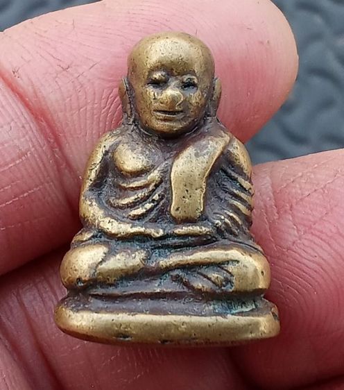 รูปหล่อโบราณ หลวงพ่อเงิน วัดบางคลานพิมพ์นิยม