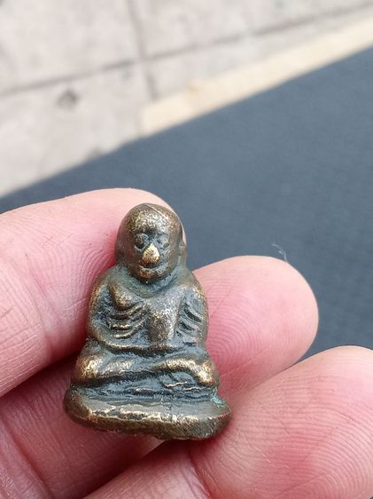 รูปหล่อโบราณ หลวงพ่อเงินพิมพ์ขี้ตา รูปที่ 4