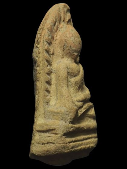 พระรอด กรุวัดมหาวันพิมพ์ใหญ่  รูปที่ 2