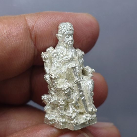 รูปหล่อเจ้าพ่อเสือ ตั่วเหล่าเอี๊ย เนื้อเงิน รุ่น "โชคดี รับทรัพย์ เงินไหลมา วัดจีนประชาสโมสร (เล่งฮกยี่) ปี 2553 รูปที่ 5