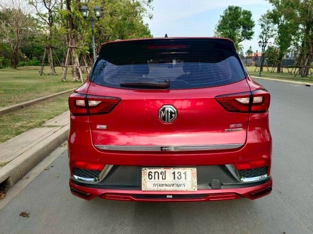 MG ZS 2018 1.5X+ Sunroof Sedan เบนซิน ไม่ติดแก๊ส เกียร์อัตโนมัติ แดง รูปที่ 4