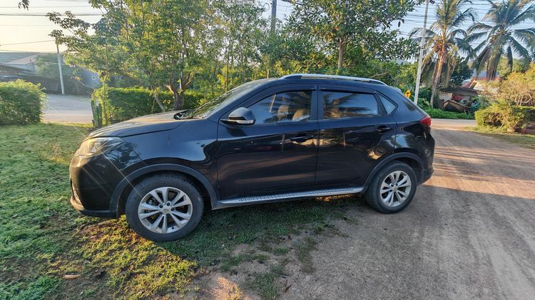 MG GS 2017 1.5 T Sedan เบนซิน ไม่ติดแก๊ส เกียร์อัตโนมัติ ดำ รูปที่ 2