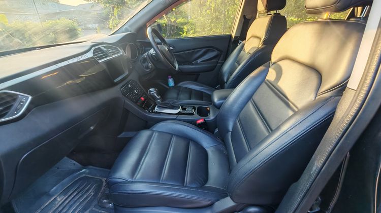 MG GS 2017 1.5 T Sedan เบนซิน ไม่ติดแก๊ส เกียร์อัตโนมัติ ดำ รูปที่ 4