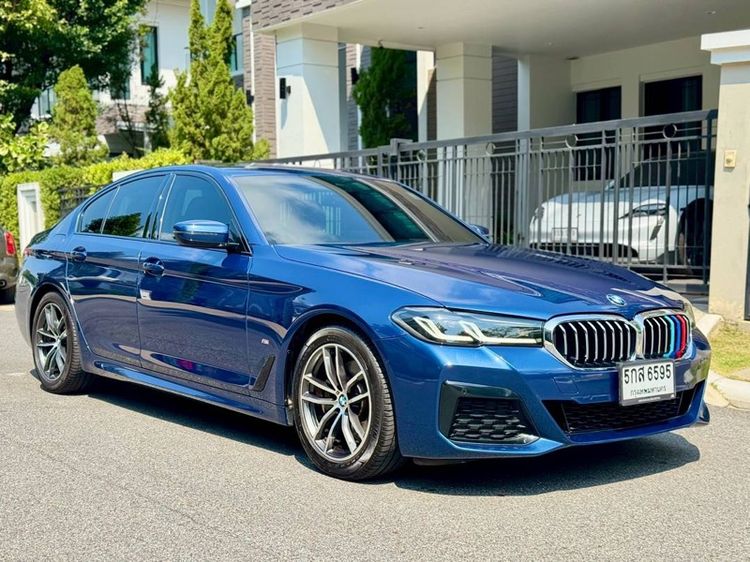 BMW Series 5 2021 520d Sedan ดีเซล ไม่ติดแก๊ส เกียร์อัตโนมัติ น้ำเงิน รูปที่ 2