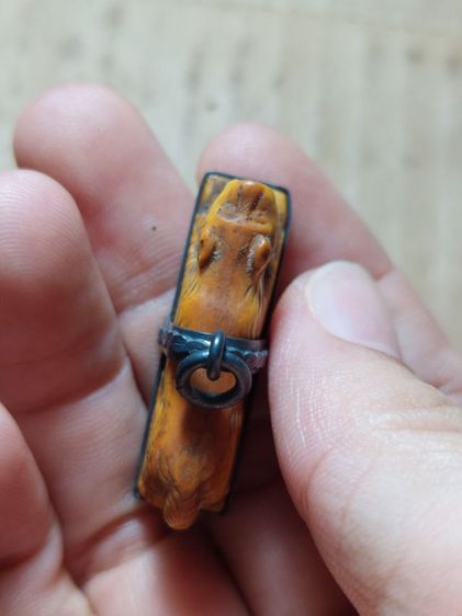 เครื่องรางอาจารย์เฮงไพรวัลย์กระเช้าเงินแท้ตัวใหญ่ รูปที่ 4