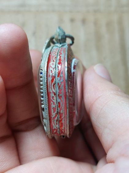 เครื่องรางสิงห์ทรงเครื่องหลวงพ่อหอมวัดชากหมากระยองพร้อมตลับ รูปที่ 2