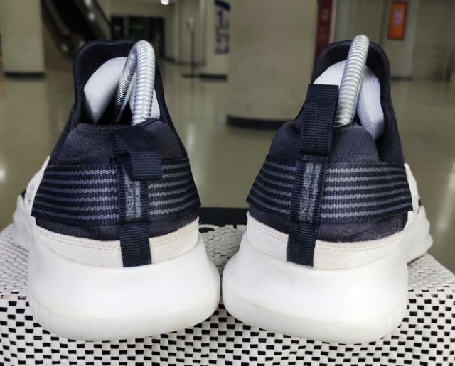 รองเท้า💥SKECHERS💥ของแท้‼️สวยๆ เดิมๆ พื้นนิ่ม เบา สภาพดี💥ไซร์ 41 รูปที่ 8