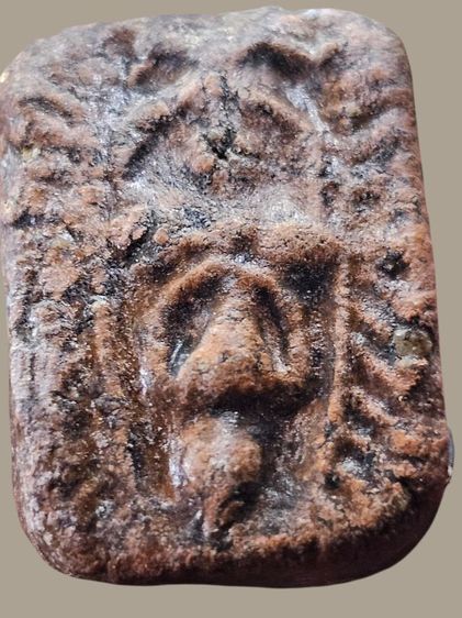 พระหลวงพ่อปาน วัดบางนมโค พิมพ์ทรงหนุมานโบราณ
ไม่อุดไม่ซ่อม สวยๆครับ รูปที่ 4