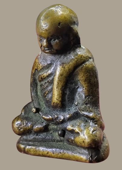 หลวงพ่อเงิน กรุวัดท่ามะไฟ พิมพ์กลาง  รูปที่ 4