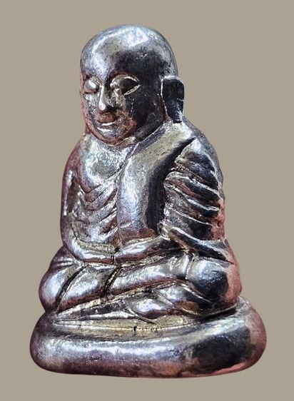 หลวงพ่อเงิน วัดบางคลาน รุ่นวีรชนปาฏิหาริย์55 พิมพ์ขี้ตา เนื้อเงิน สร้างน้อยหายาก รูปที่ 3