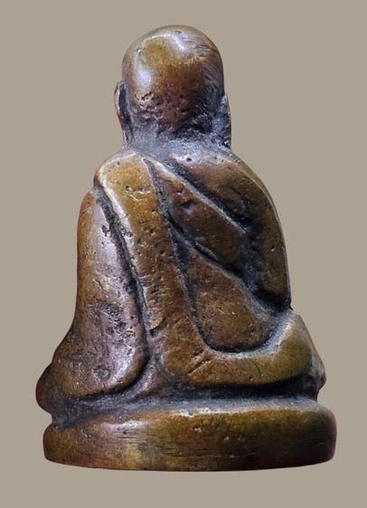 หลวงพ่อเงิน กรุวัดท่ามะไฟ พิมพ์กลาง  รูปที่ 2