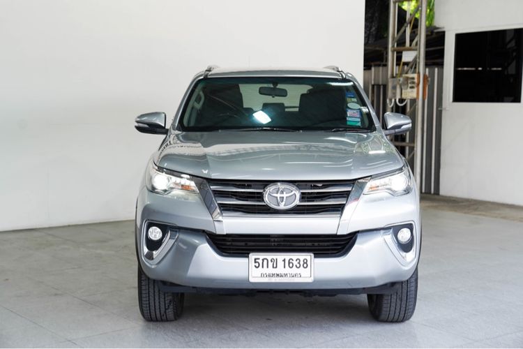 Toyota Fortuner 2016 2.8 V Utility-car ดีเซล ไม่ติดแก๊ส เกียร์อัตโนมัติ เทา รูปที่ 1