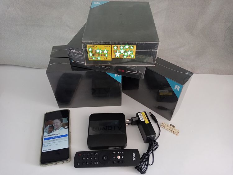 กล่องรับสัญญาณดิจิตอลทีวี และแอนดรอยด์ กล่อง TrueID TV Box รุ่น HPH07