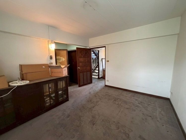 อื่นๆ ไม่มี สร้างเสร็จก่อน 2010 ขายด่วน ทาวน์เฮ้าส์ 3 ชั้น ใกล้ BTS เสนานิคม รูปที่ 4