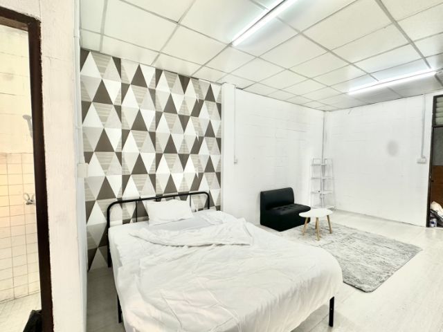 ตกแต่งครบ 2026 ไม่อนุญาต ใช่ ขายคอนโดราคาหลักใกล้รถไฟฟ้าพร้อมเฟอร์ รูปที่ 4