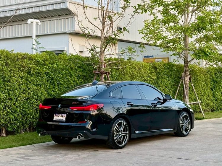 BMW Series 2 2021 220i Sedan เบนซิน ไม่ติดแก๊ส เกียร์อัตโนมัติ ดำ รูปที่ 4