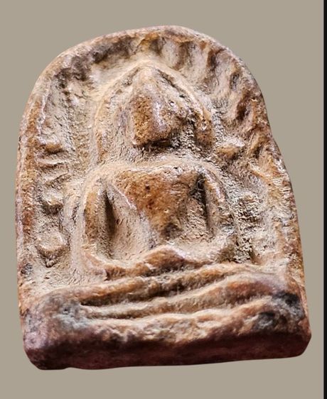 พระกำเเพงซุ้มกอ กำแพงเพชร พระเนื้อดิน พิมพ์กลาง กรุทุ่งเศรษฐี กำเเพงเพชร รูปที่ 4