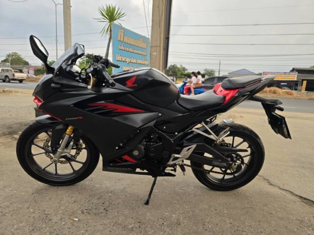 ขายด่วน honda cbr150r ปี 2022 รูปที่ 3