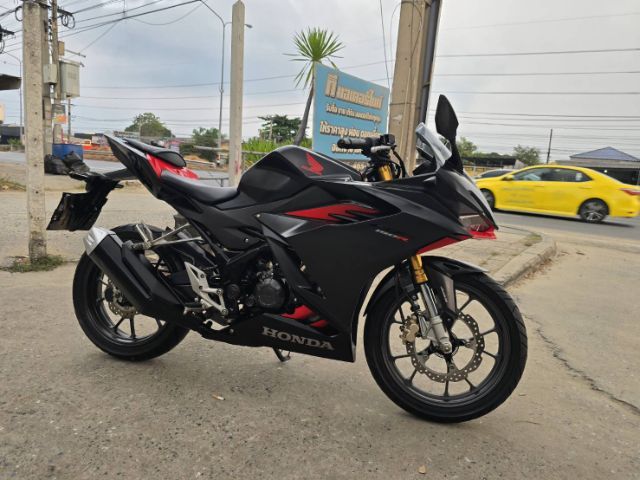 ขายด่วน honda cbr150r ปี 2022 รูปที่ 5