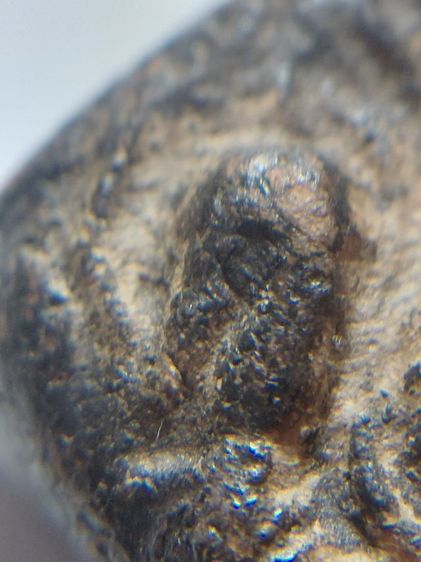 หลวงพ่อปานทรงครุฑ แช่น้ำมีเสียงจี๊ดๆตรงตามตำราปู่ฤษีลิงดำ ราดำคลุมทั้งองค์ รูปที่ 9