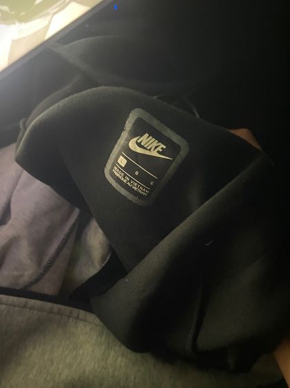 nike tech รูปที่ 2