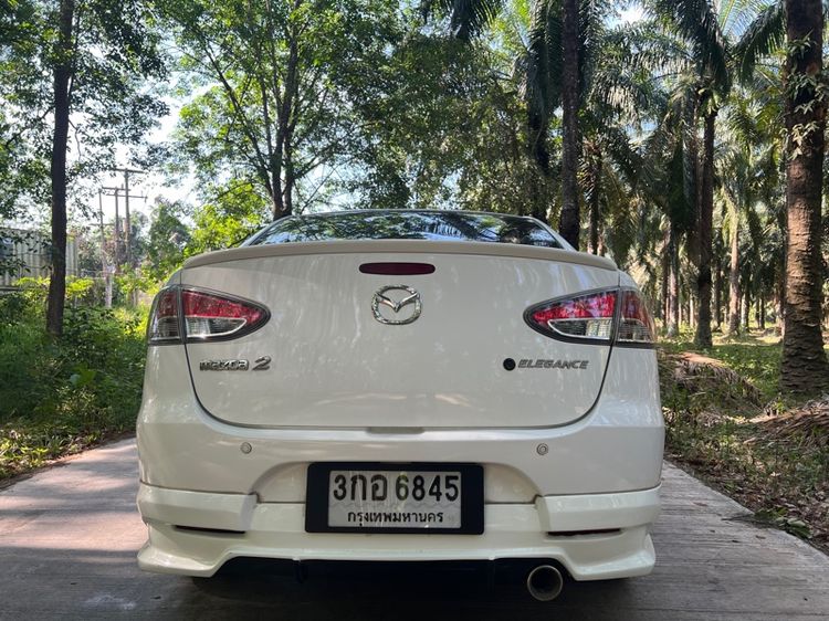 Mazda Mazda 2 2014 1.5 Elegance Groove Sedan เบนซิน ไม่ติดแก๊ส เกียร์อัตโนมัติ ขาว รูปที่ 3