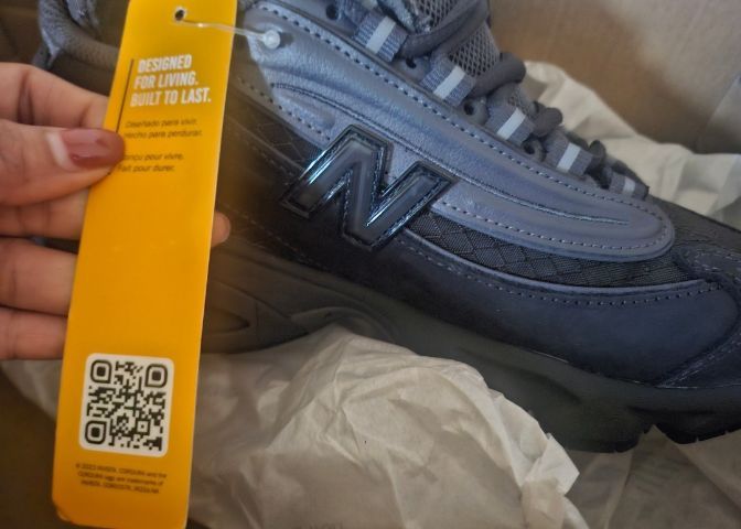 ดำ อื่นๆ รองเท้าแบบสวมและโลฟเฟอร์ UK 8 | EU 42 | US 8.5 New Balance 1000 (มีกล่อง)Australia 