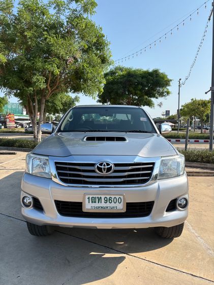 รถ Toyota Hilux Vigo Champ Smart Cab 2.5 E VNT Prerunner สี บรอนซ์เงิน