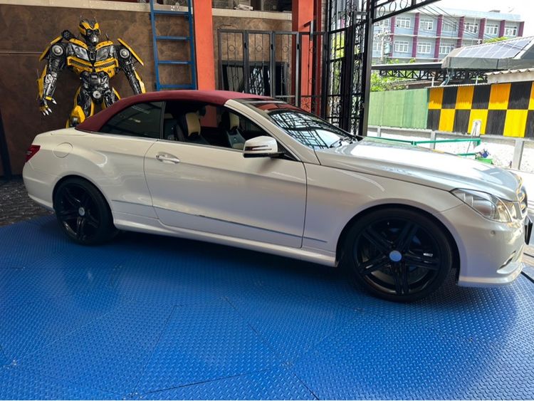 Mercedes-Benz E-Class 2011 E250 CGI Sedan เบนซิน ไม่ติดแก๊ส เกียร์อัตโนมัติ ขาว รูปที่ 3