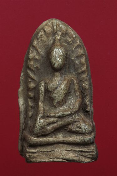 พระรอดลำพูนสวยๆค่ะเก่าค่ะ